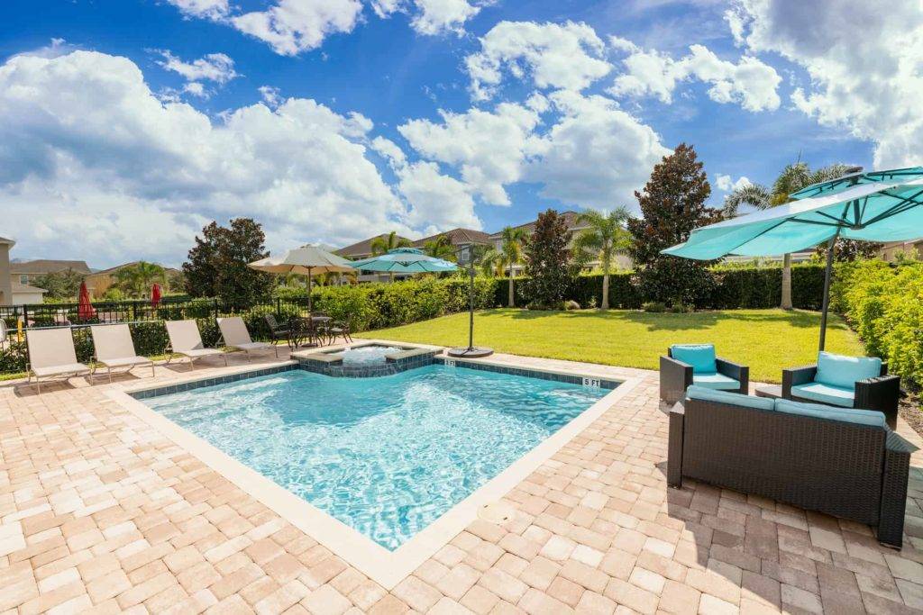 Backyard private pool and hot tub
