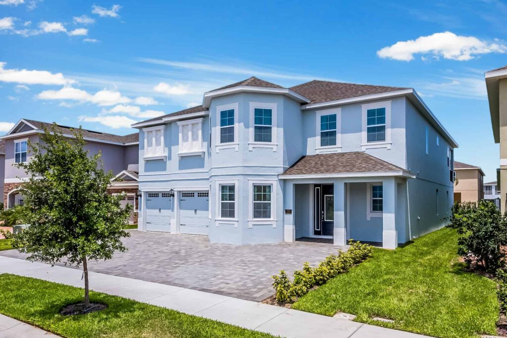 11-bedroom home external with garden and private driveway parking