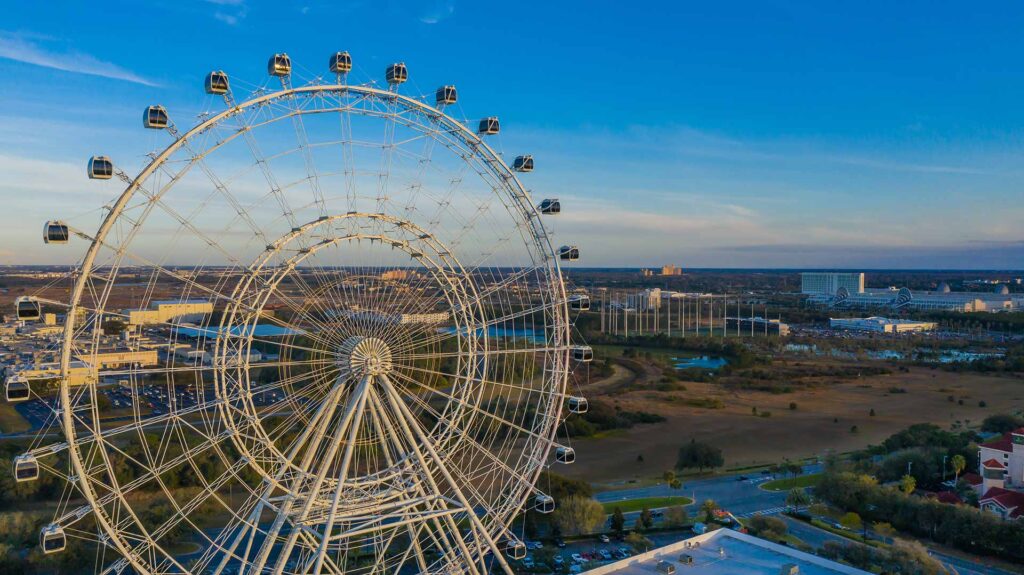 Luftaufnahme des Rades im ICON Park in Orlando, Florida